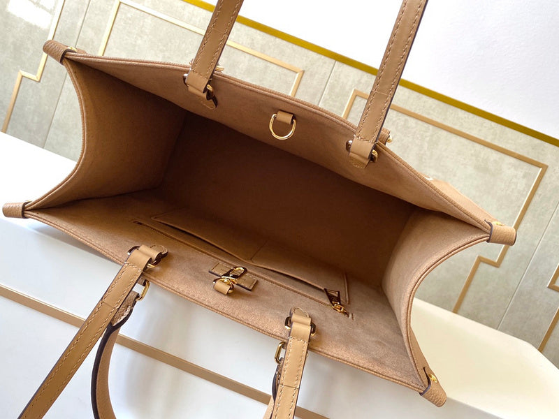 Alice Bags- Louis Vuittons  - 16436