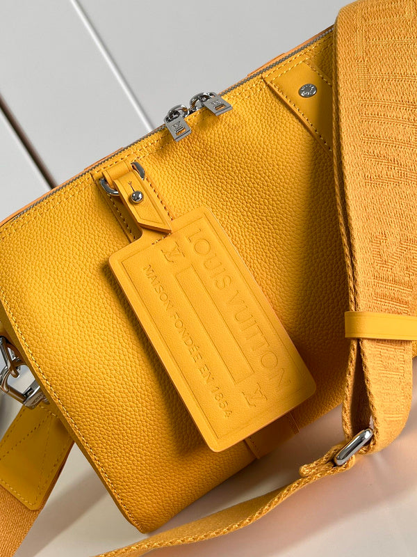 Alice Bags- Louis Vuittons  - 16131