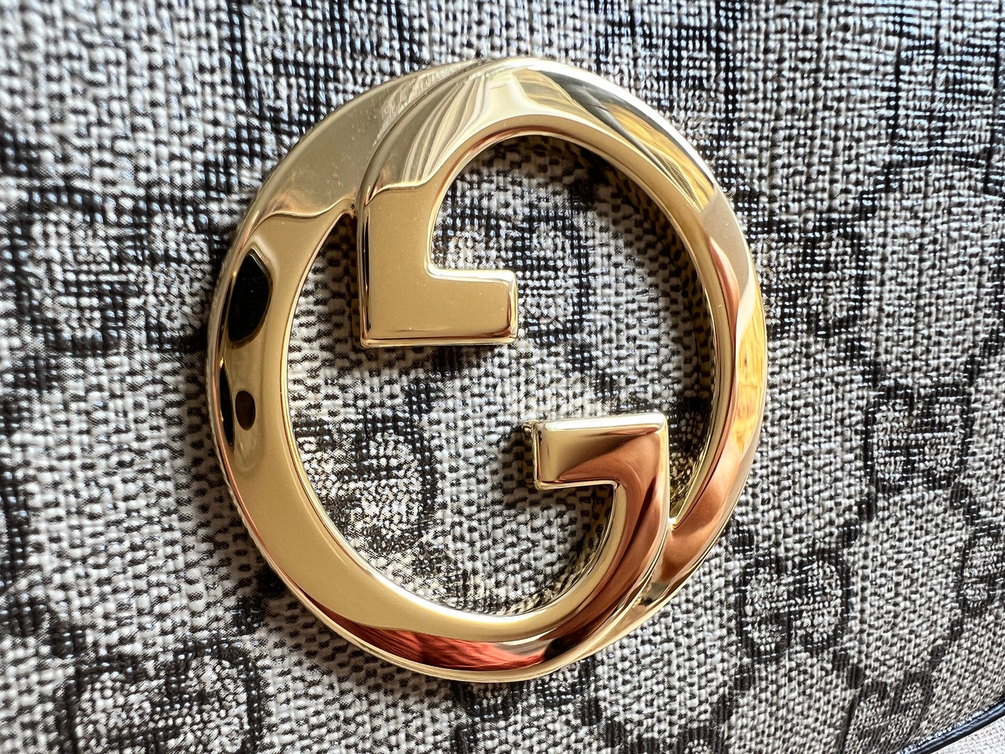 Gucci Supreme Blondie Shoulder Bag (RRP £1270)