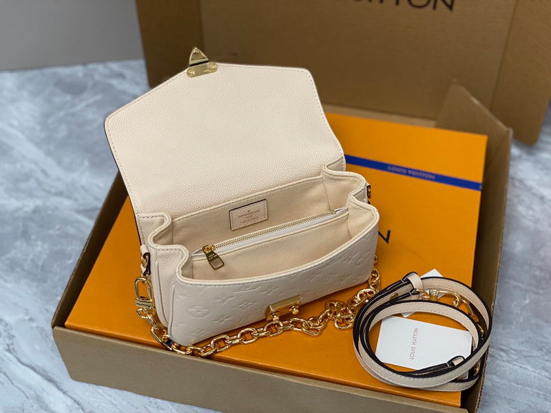 Alice bags - Louis Vuittons  - 15185