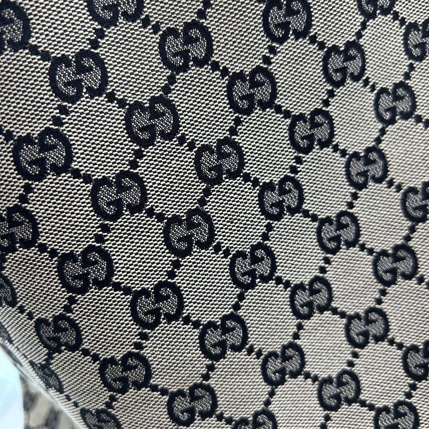 Gucci GG Canva Tote - Grey Totes, Handbags gu6610ba