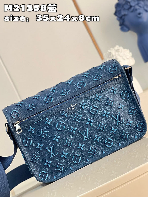 Alice Bags- Louis Vuittons  - 15939