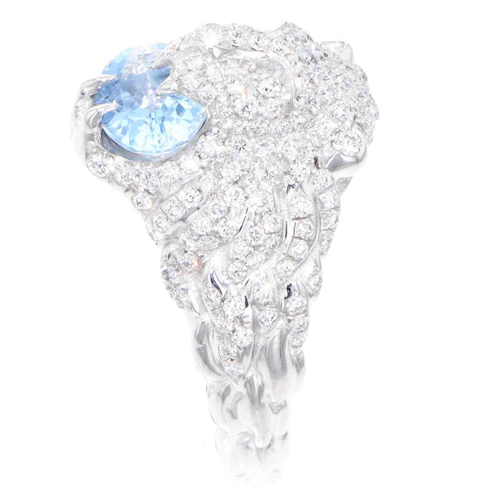 GUCCI Lion Head Aquamarine Ring Size #9 18K White Gold