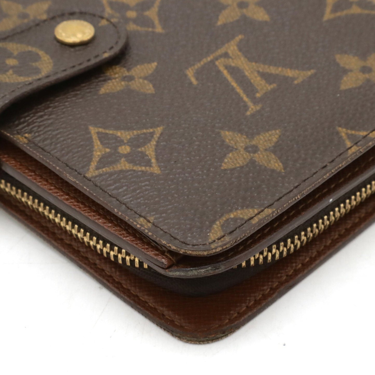 Louis Vuitton  Monogram Wallet (Bi-Fold)