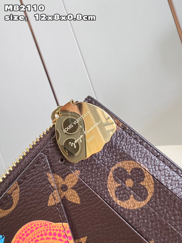 Alice bags - Louis Vuittons  - 15353
