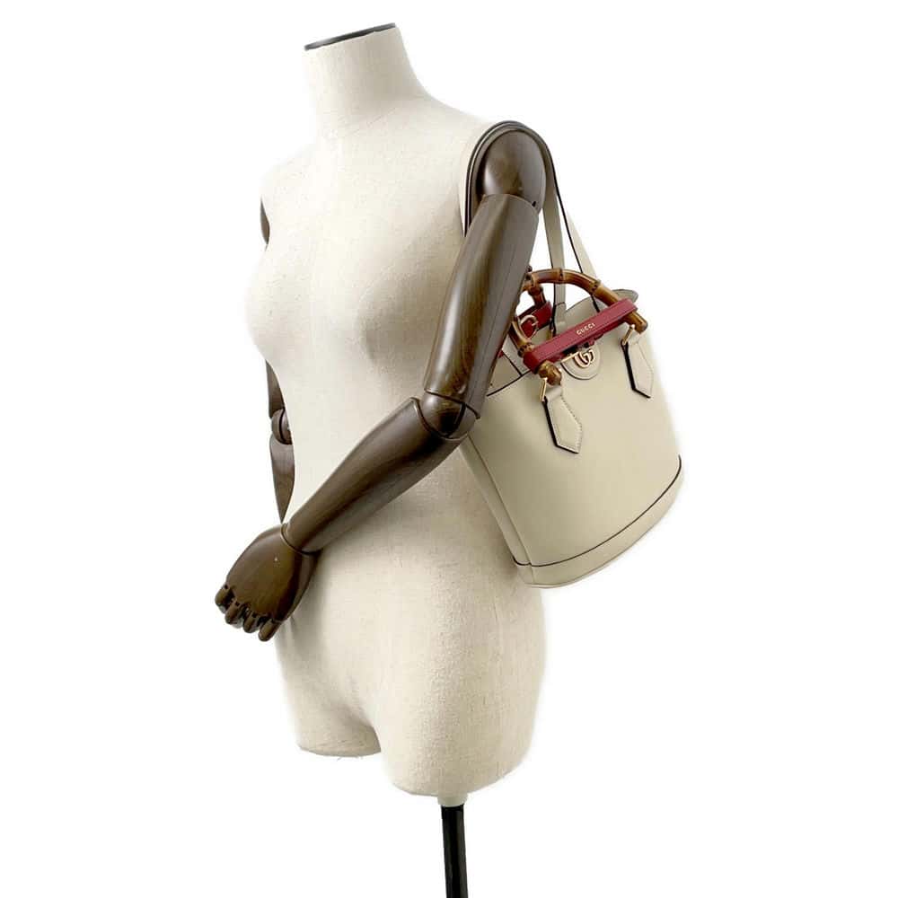 GUCCI Diana Bamboo Handbag White 750396 Leather Size Small
