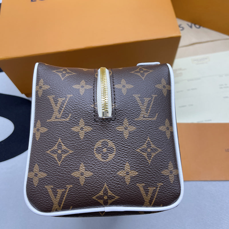 Alice bags - Louis Vuittons  - 10309