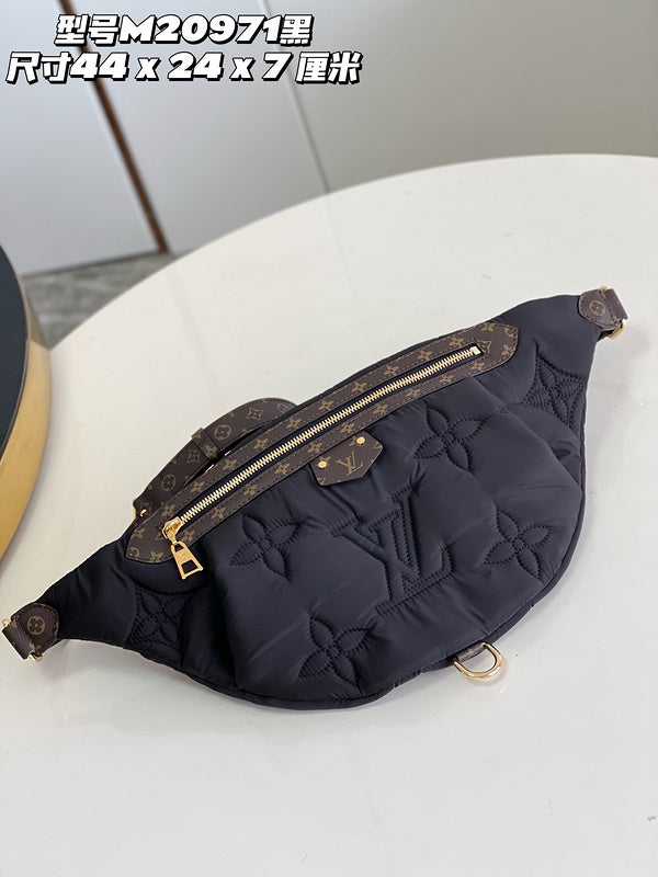 Alice Bags- Louis Vuittons  - 16106