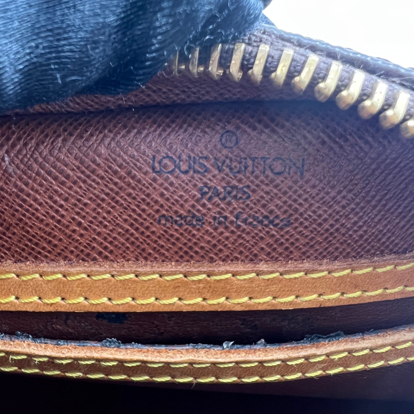 Louis Vuitton Blois Crossbody Bag TWS pop