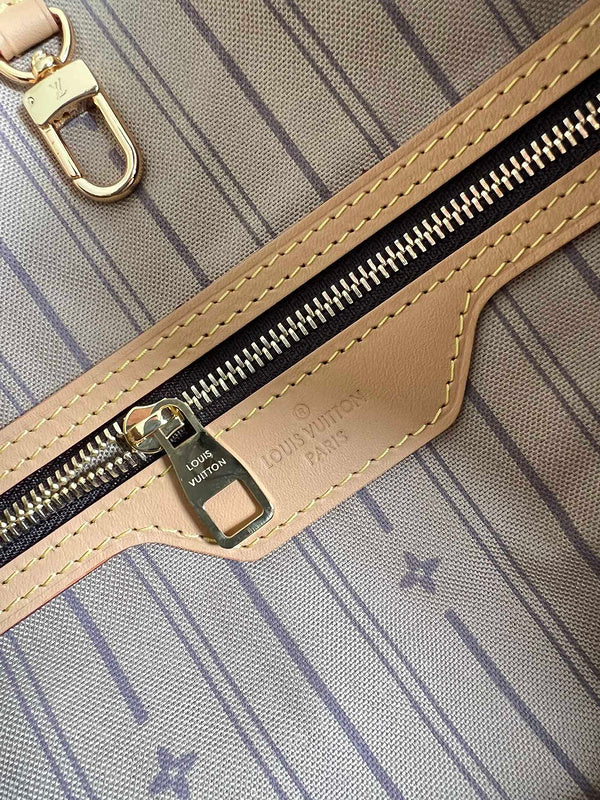 Alice Bags- Louis Vuittons  - 16264