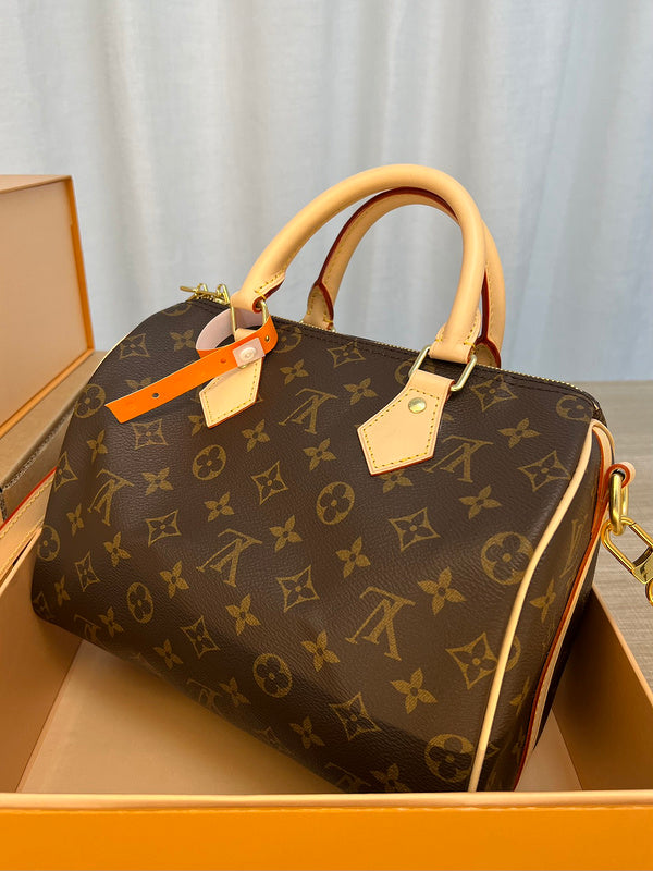 Alice bags- Louis Vuittons  - 16780
