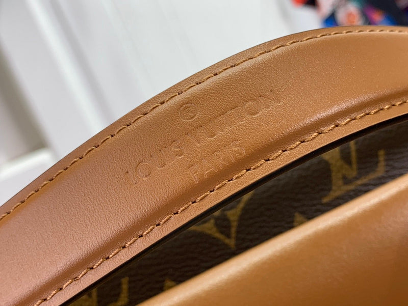 Alice bags - Louis Vuittons  - 15640