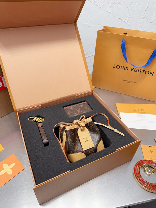 Alice bags - Louis Vuittons  - 15023