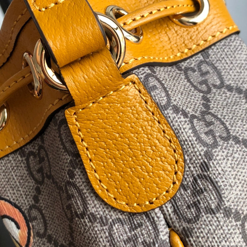 Gucci   Luxury Bags  981