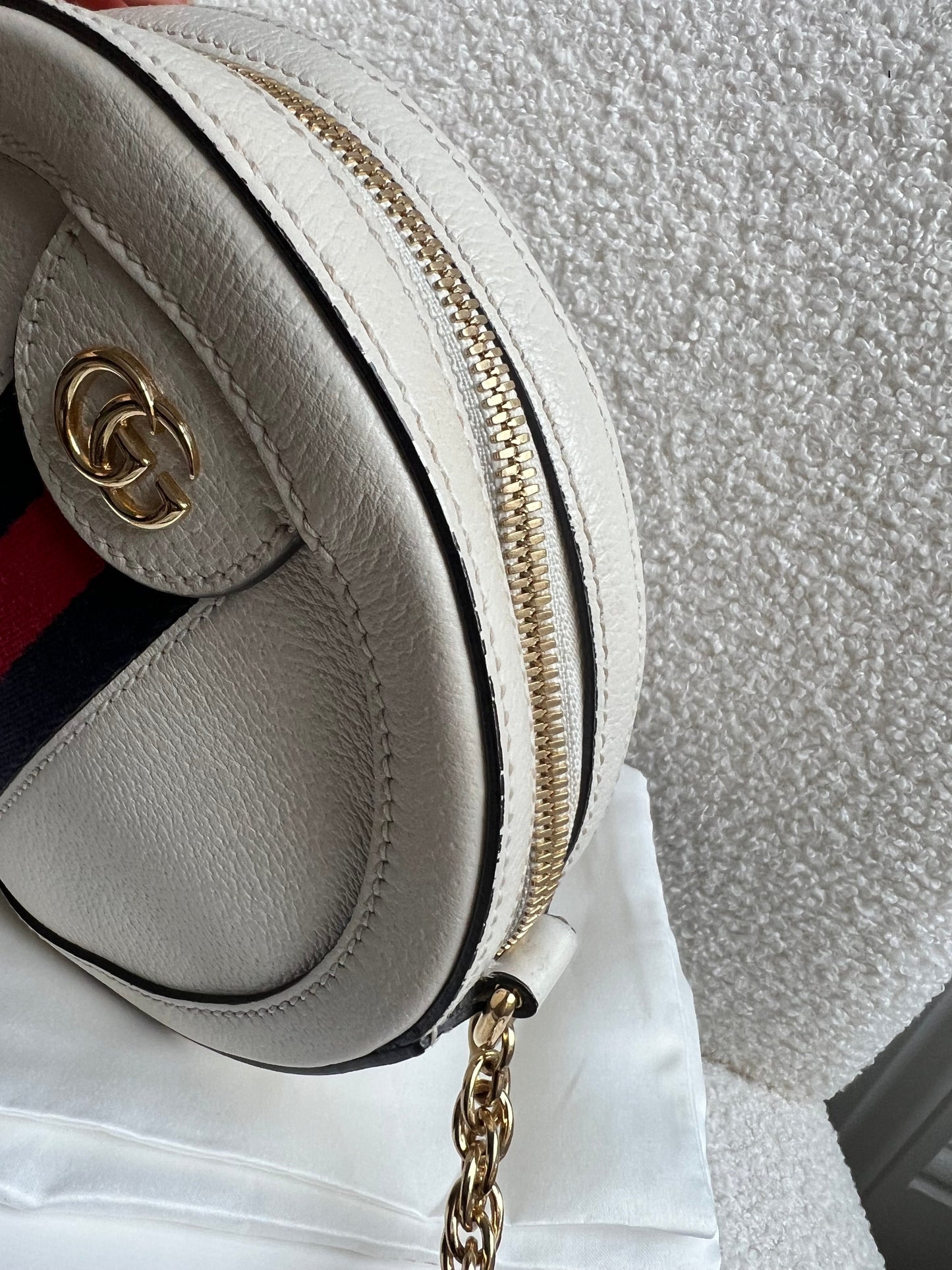 Gucci GG Round White Ophidia Small Shoulder Bag