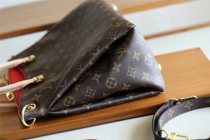 Alice bags - Louis Vuittons  - 7843