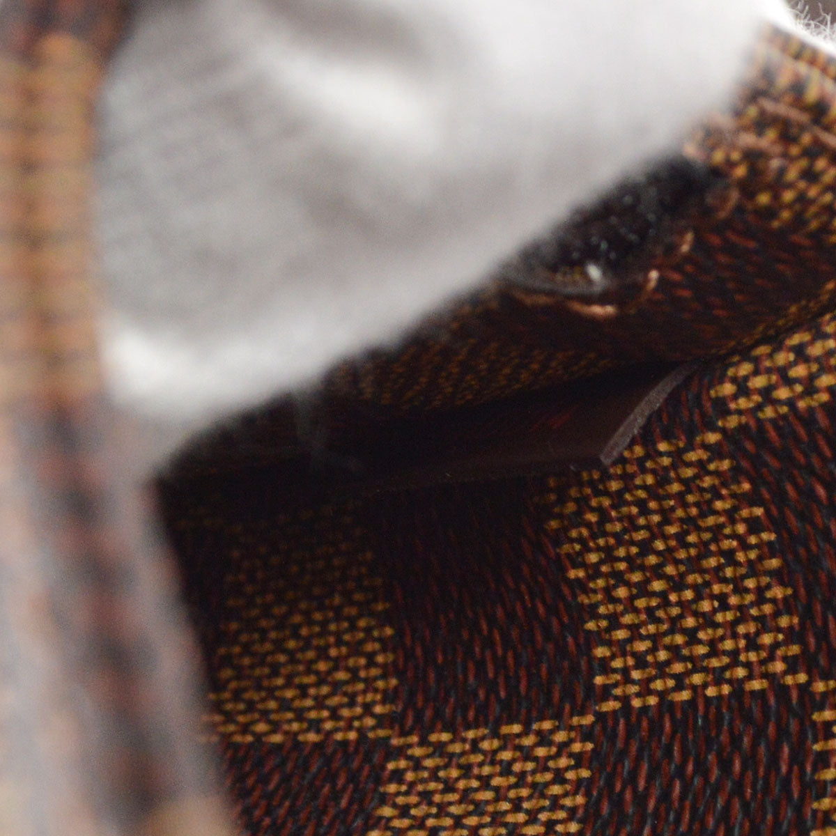 Louis Vuitton 2004 Damier Geronimos N51994