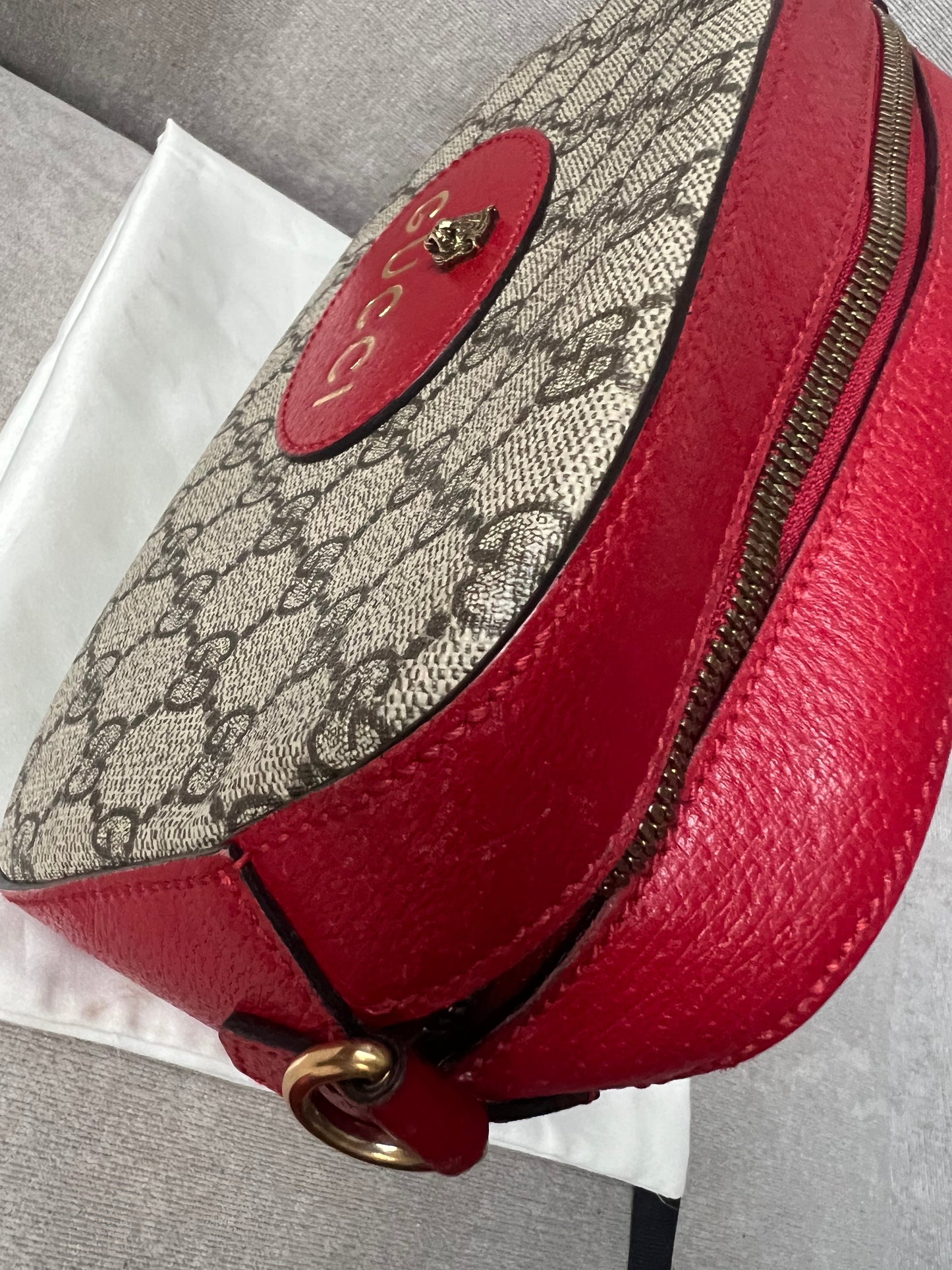 Gucci Neo Vintage GG Supreme Messenger Bag (RRP £1060)
