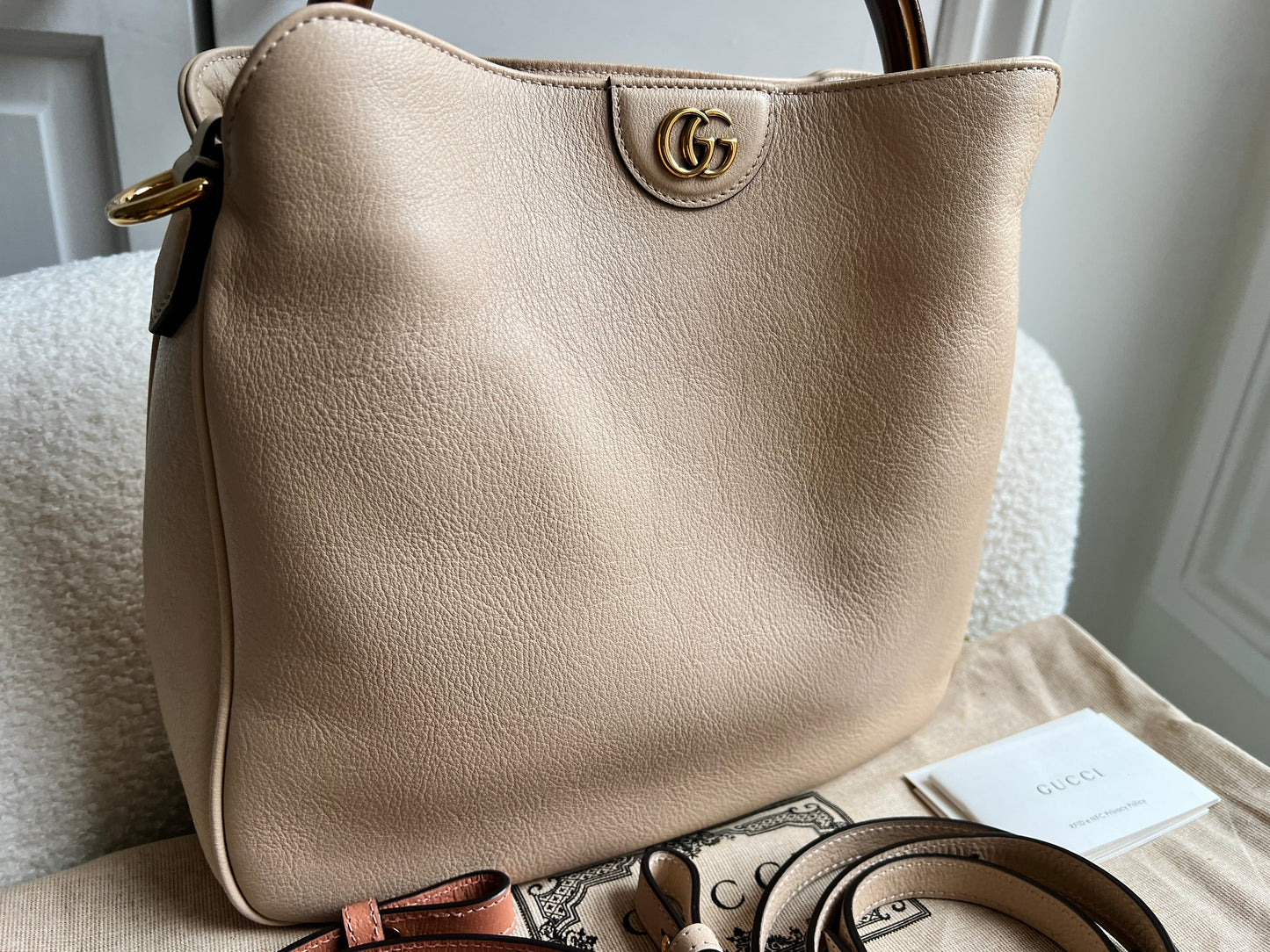 Gucci Cream Medium Diana Hobo (RRP £2110)