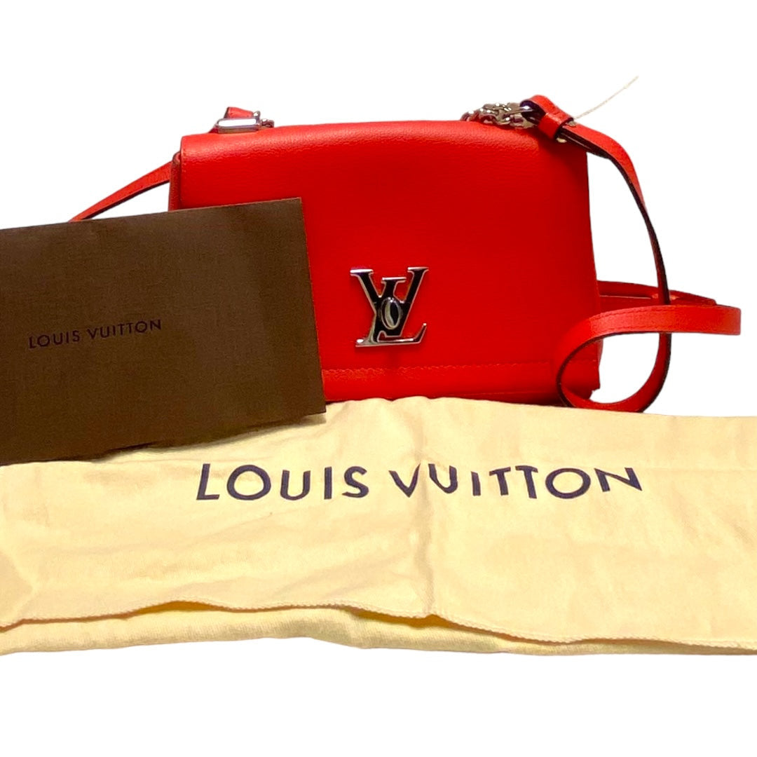 HandBag Luxury Designer By Louis Vuitton  Size: Medium