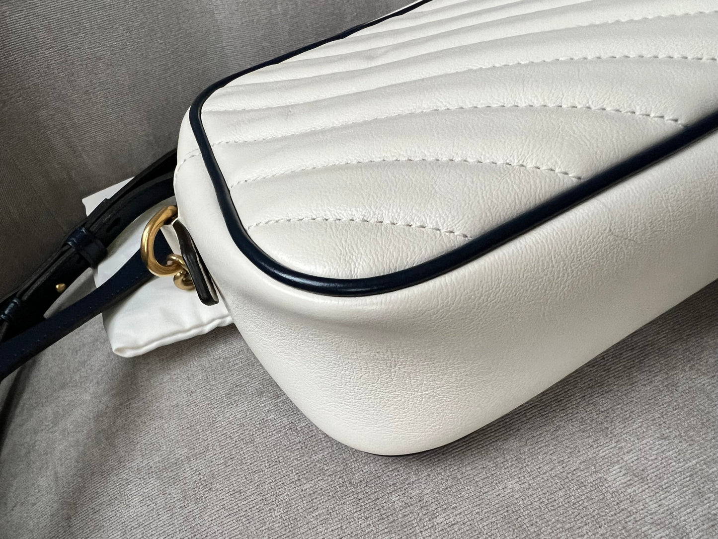 Gucci Torchon GG White Marmont Small Shoulder Bag (RRP £1180)