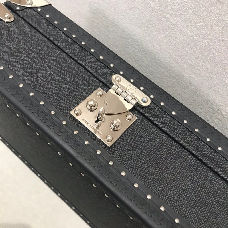 Alice Bags- Louis Vuittons  - 15989