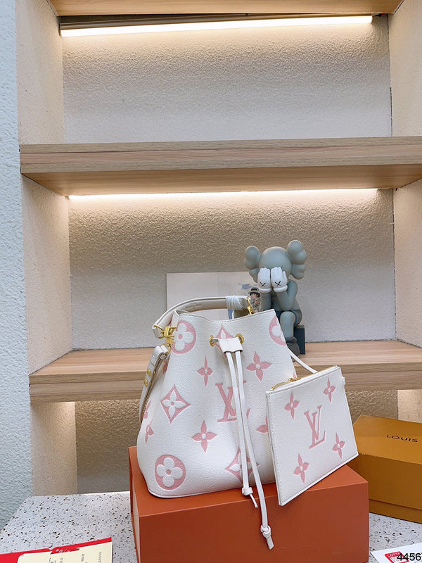 Alice bags - Louis Vuittons  - 14872