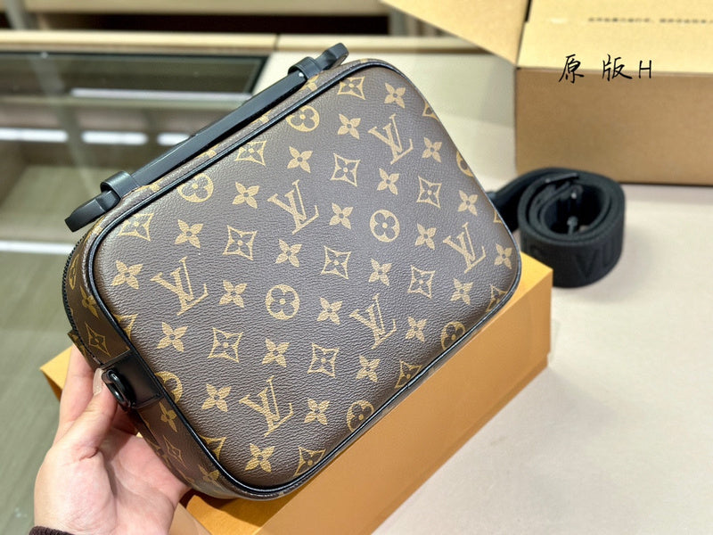 Alice bags - Louis Vuittons  - 14985