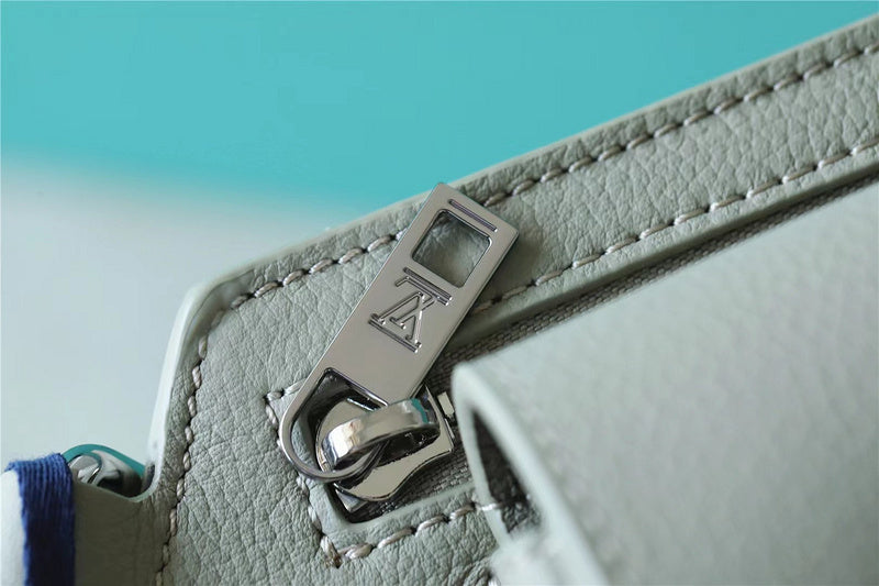 Alice bags - Louis Vuittons  - 9983