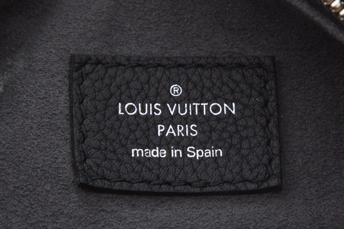 Louis Vuitton 2021 Beaubourg Hobo MM Black HandBag