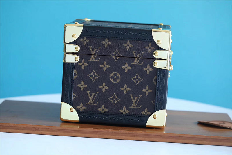 Alice bags - Louis Vuittons  - 9530