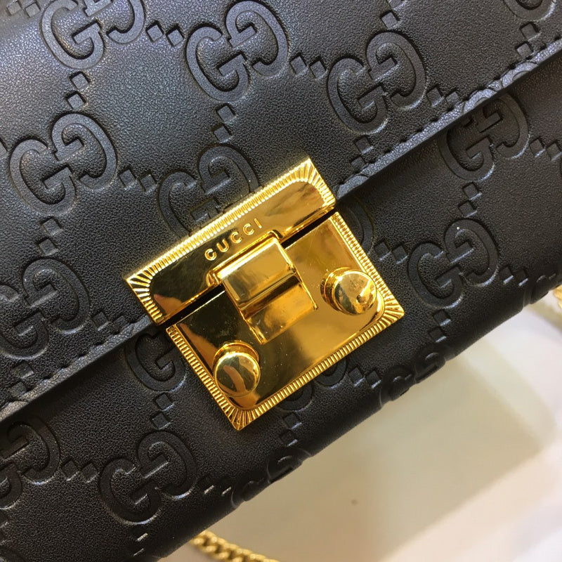 Gucci   Luxury Bags  1359