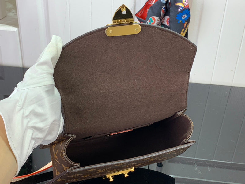Alice bags - Louis Vuittons  - 15813