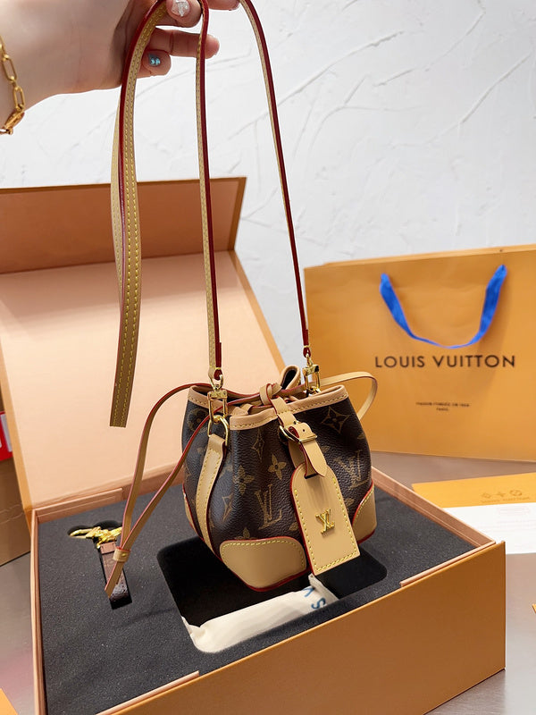 Alice bags - Louis Vuittons  - 15023