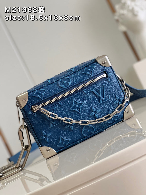 Alice Bags- Louis Vuittons  - 16051