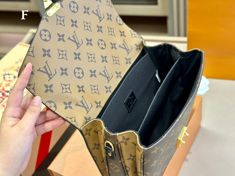 Alice bags - Louis Vuittons  - 15033