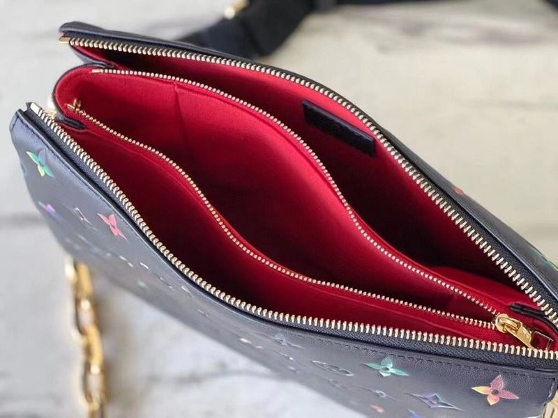 Alice Bags- Louis Vuittons  - 16356