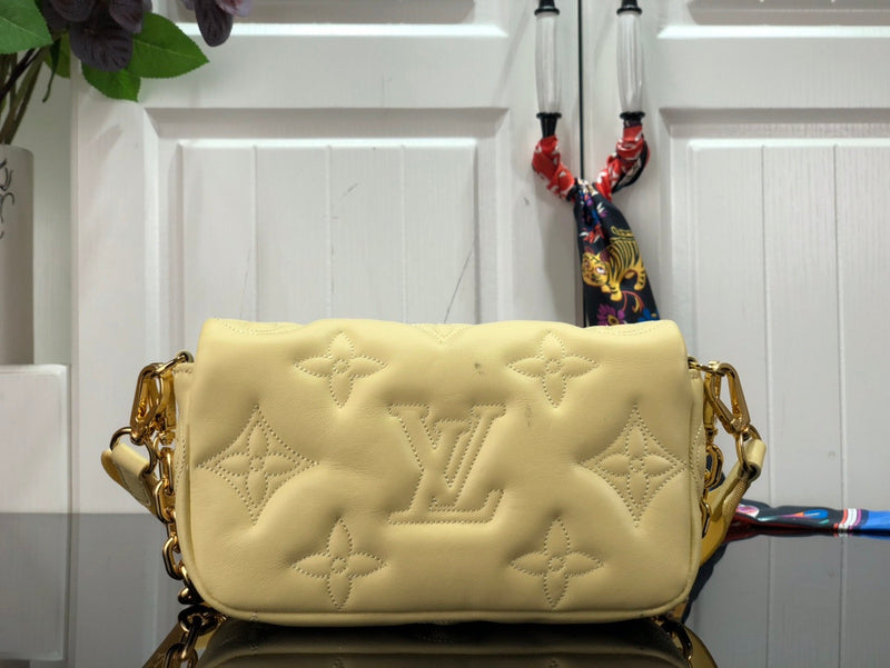 Alice Bags- Louis Vuittons  - 16736
