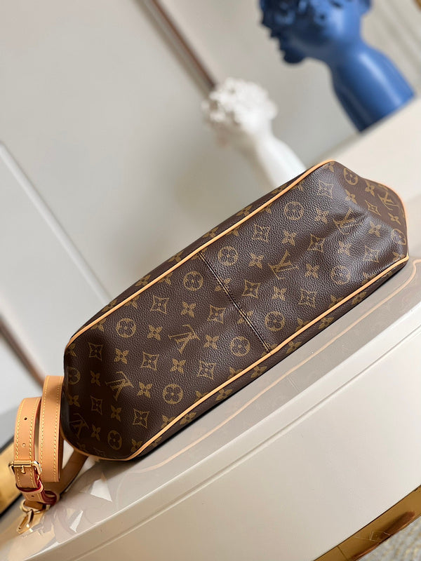 Alice Bags- Louis Vuittons  - 16264