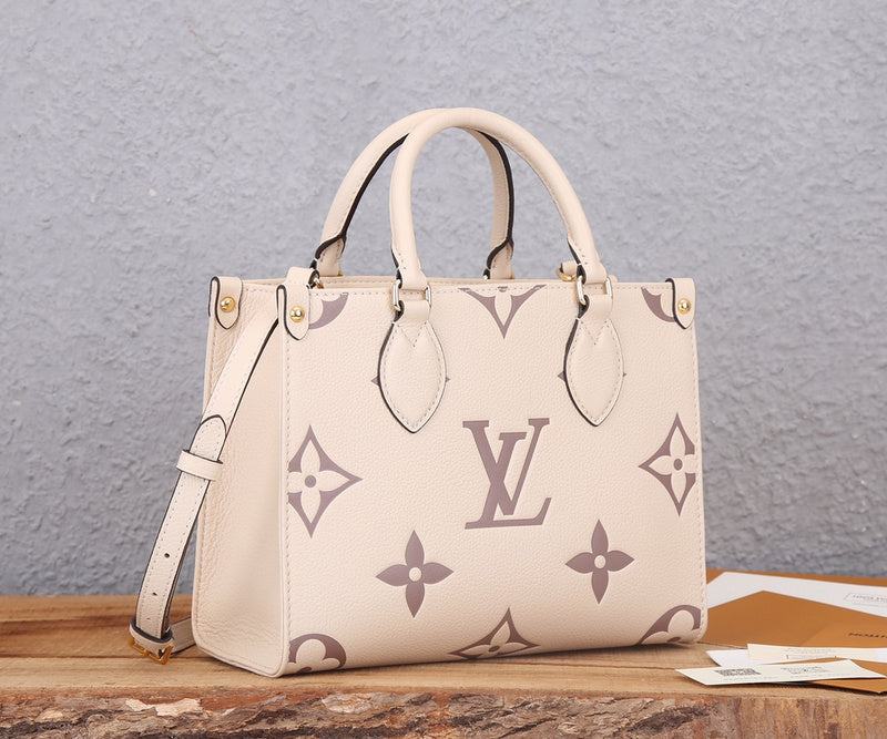 Alice Bags- Louis Vuittons  - 16738