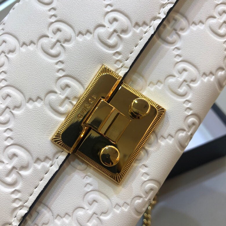 Gucci   Luxury Bags  1361