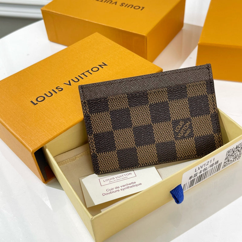 Alice Bags- Louis Vuittons  - 16293