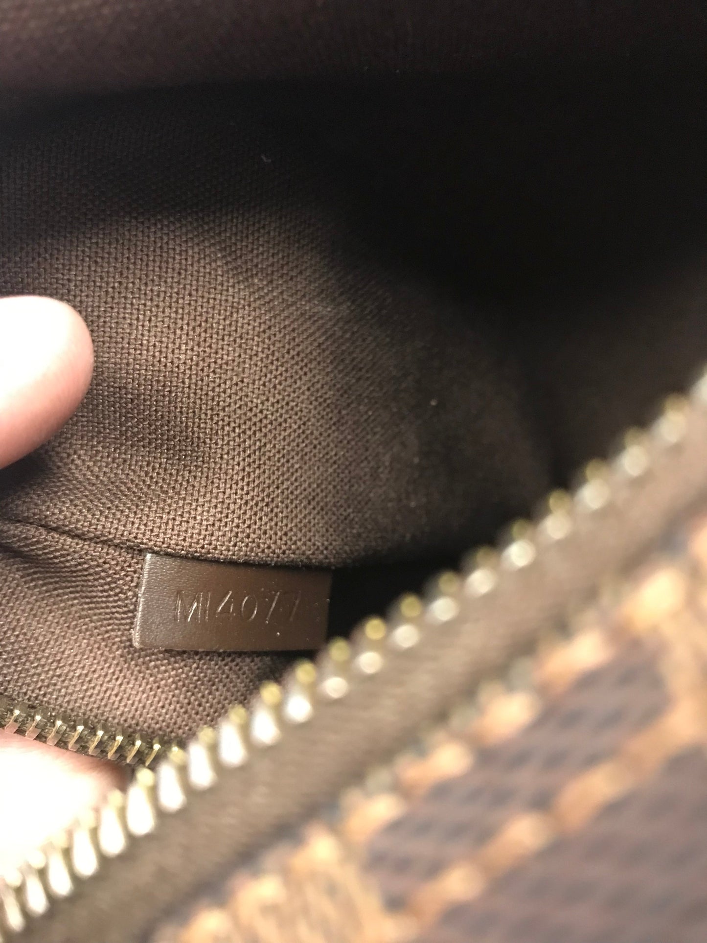 Crossbody Luxury Designer By Louis Vuitton  Size: Small