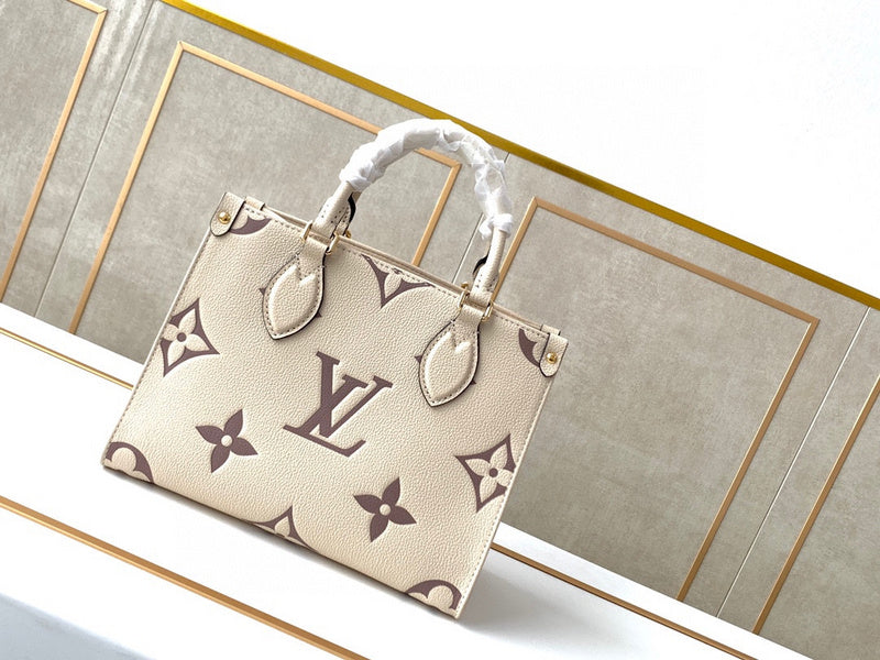 Alice Bags- Louis Vuittons  - 16403