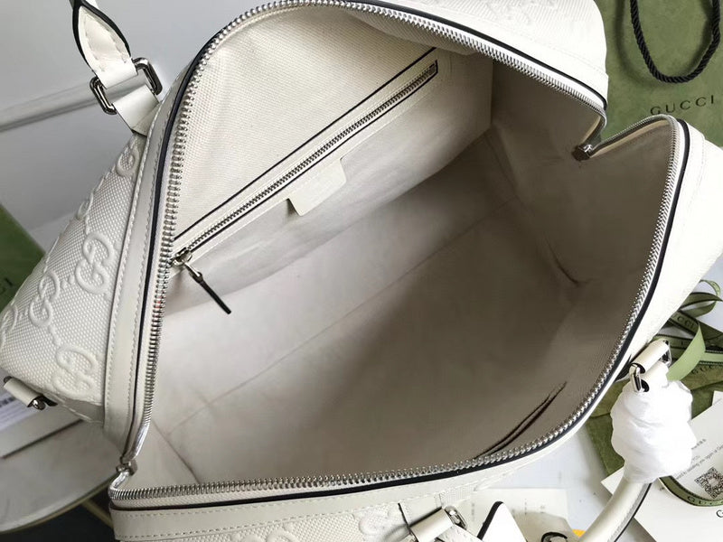 Gucci   Luxury Bags  1069