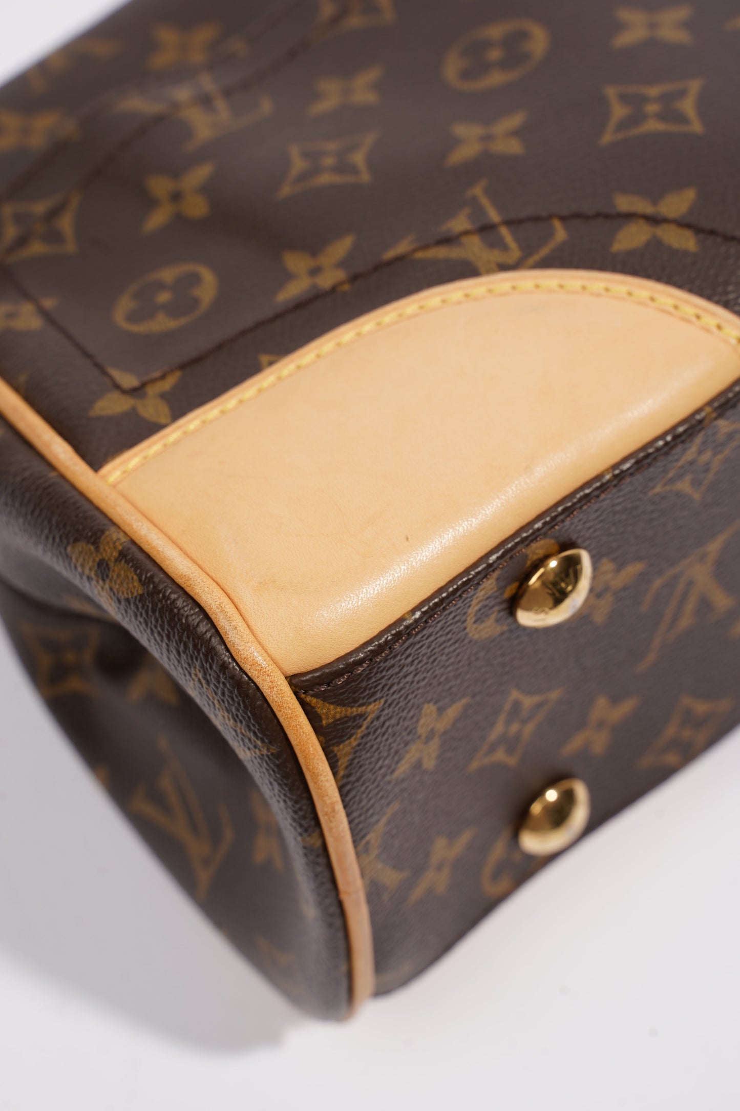 Louis Vuitton Beverly Monogram Coated Canvas MM