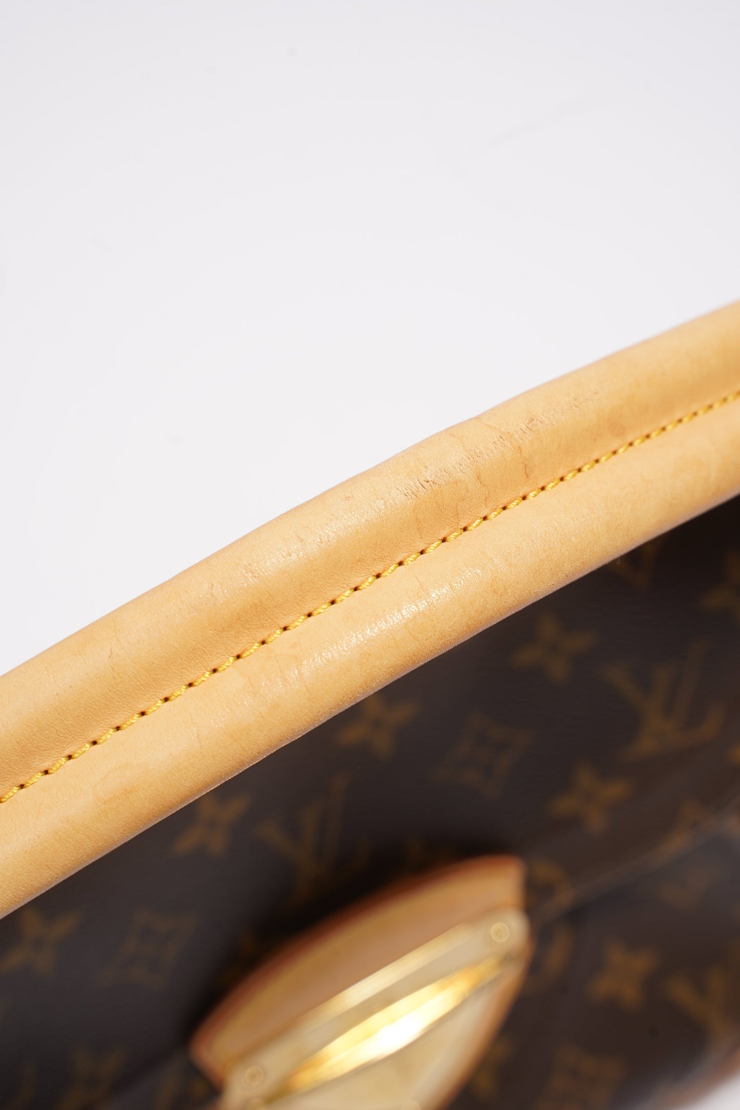 Louis Vuitton Beverly Monogram Coated Canvas MM