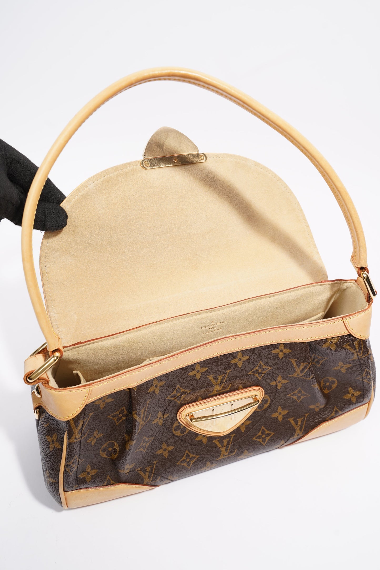 Louis Vuitton Beverly Monogram Coated Canvas MM