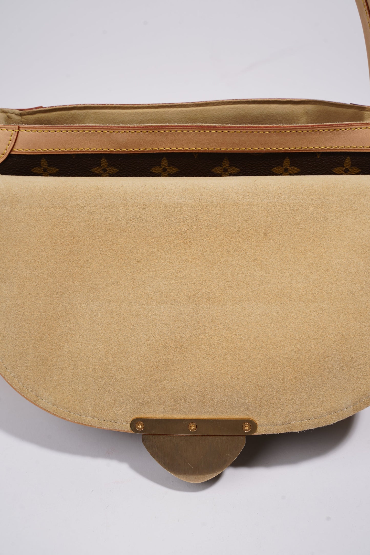 Louis Vuitton Beverly Monogram Coated Canvas MM