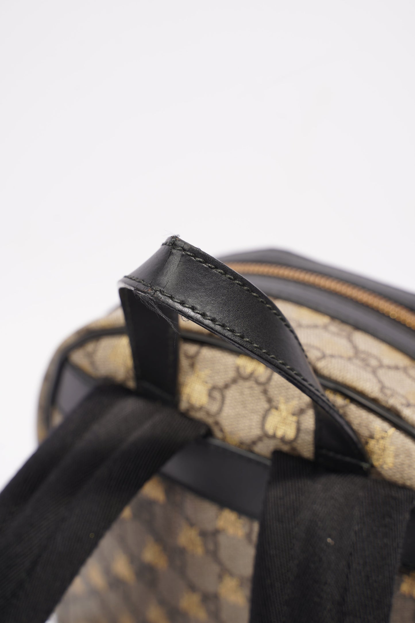 Gucci Bee Backpack Supreme Print / Black Coated Canvas Small